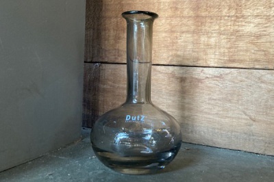 dutzvaas_met_slanke_hals