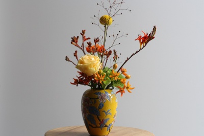 vrolijk_vaasje_met_bloemen